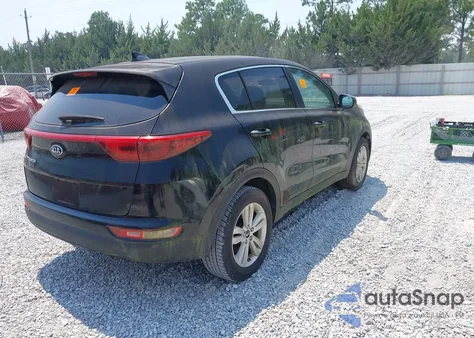 2017 Kia Sportage Lx z USA, uszkodzony, nr VIN KNDPM3AC5H7085059